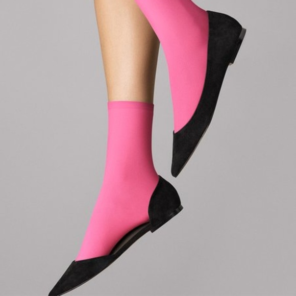 Wolford Accessories - Wolford Velvet 66 socks in peony NEW MEDIUM